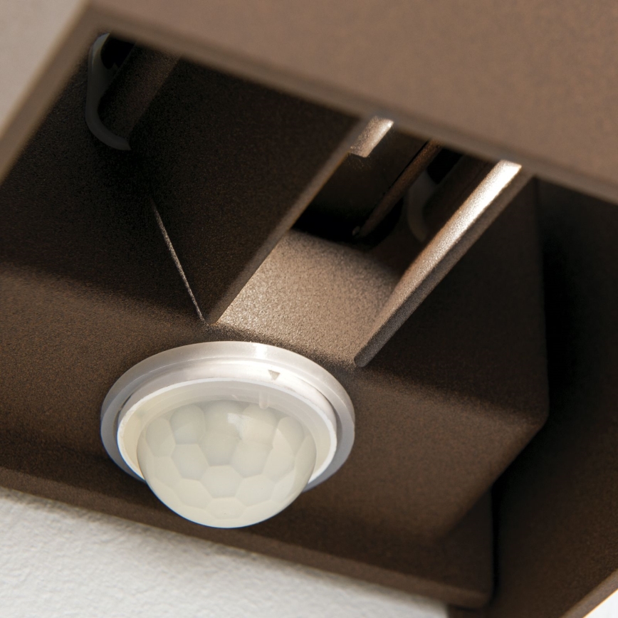 Āra sienas lampa ar kustības un gaismas sensoru CUBE-S LED/13W/230V IP54 brūna