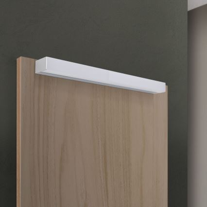 LED Vannas istabas spoguļa apgaismojums HORIZON LED/12W/230V 3000/4000K 60 cm IP44 sudraba