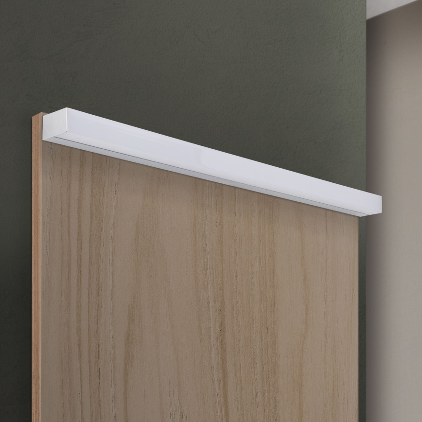 LED Vannas istabas spoguļa apgaismojums HORIZON LED/18W/230V 3000/4000K 90 cm IP44 sudraba