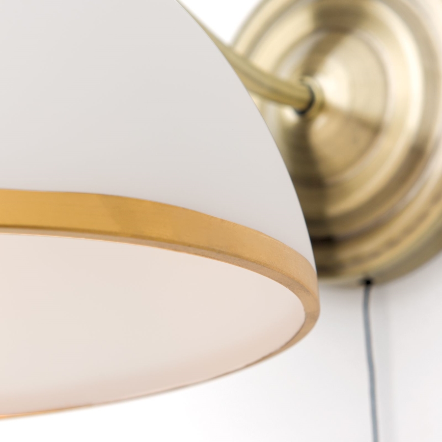 Sienas lampa OLD LAMP 1xE27/40W/230V balta/misiņš