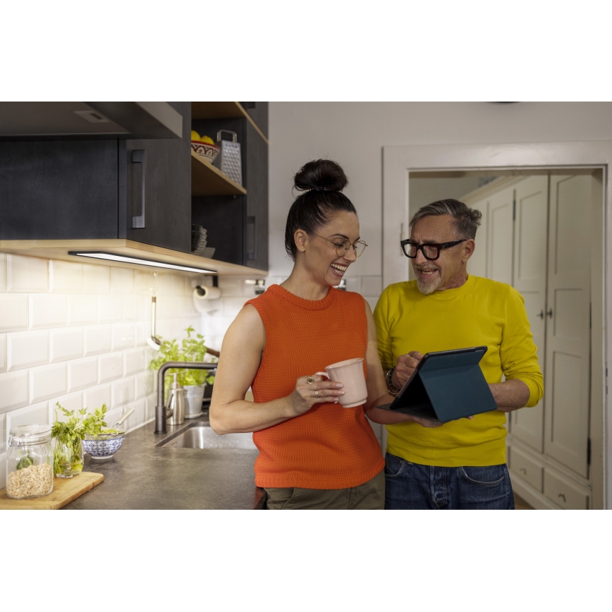 Osram - regulējams LED zem skapja gaismeklis ar kustības sensoru UNDERCABINET LED/5W/230V 3000/4000/6500K 10x30 cm melns