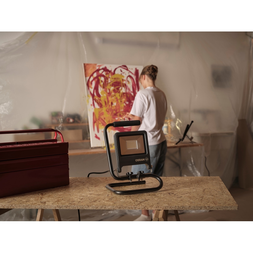Osram - LED reflektors ar stiprinājumu S-STAND LED/30W/230V 4000K IP65 antracīts