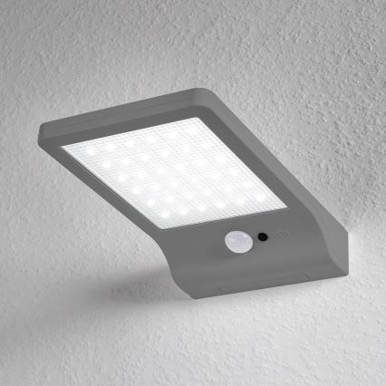 Osram - LED saules sienas gaismeklis ar sensoru DOORLED LED/3W/3,3V 2000 mAh IP44 sudraba