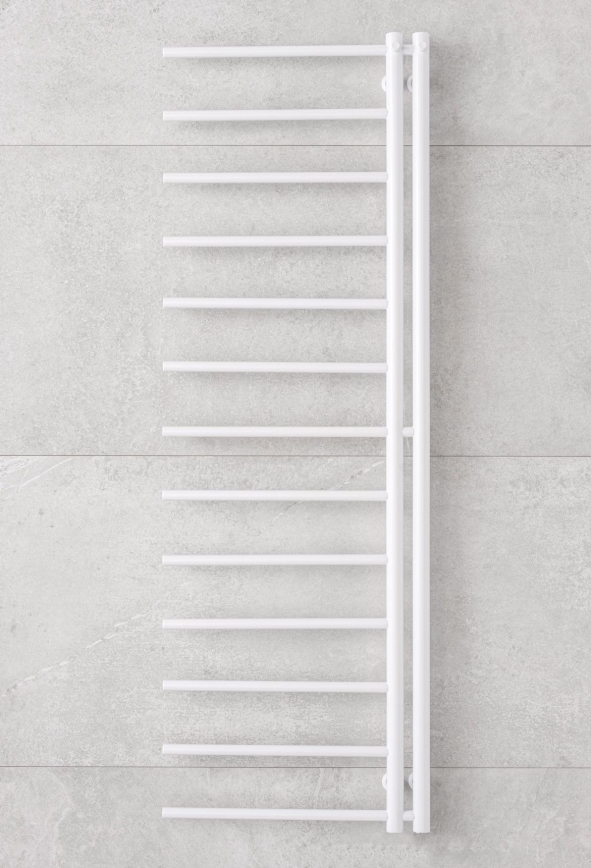 P.M.H. AP2W-L - Vannas istabas kāpņu tipa dvieļu radiators APOLLO 346W 150 cm labais/balts