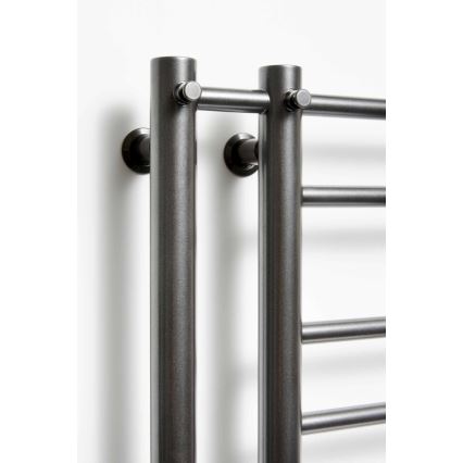 P.M.H. T2B - Vannas istabas kāpņu tipa dvieļu radiators THEIA 352W 154 cm labais/melnais