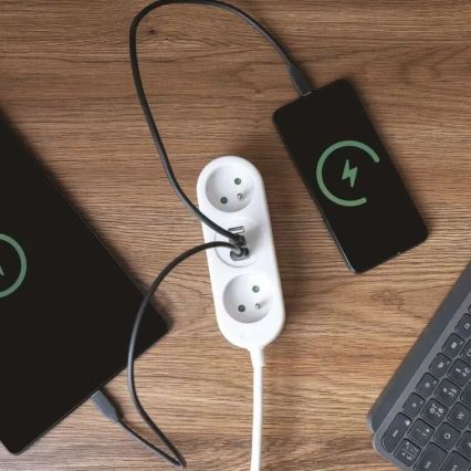 Pagarinājuma kabelis 2 kontaktligzdas + 2x USB-A + USB-C 1,4 m