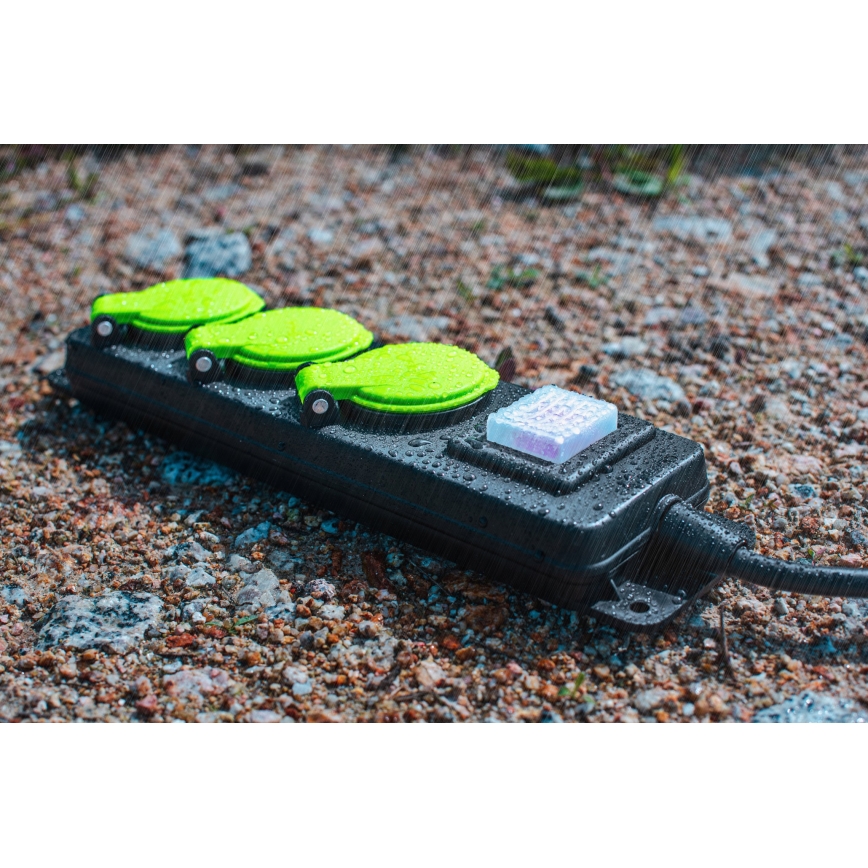 Pagarināšanas kabelis ar slēdzi, 3 kontaktligzdas, 20m, IP44