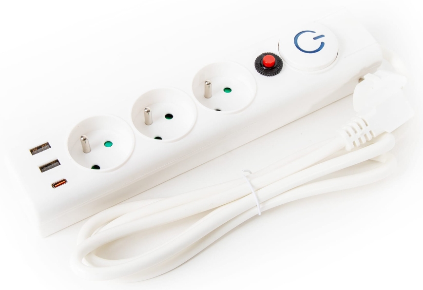 Pagarinātāja vads ar slēdzi 3Z Tips E + 2xUSB-A + 1xUSB-C 1,5m