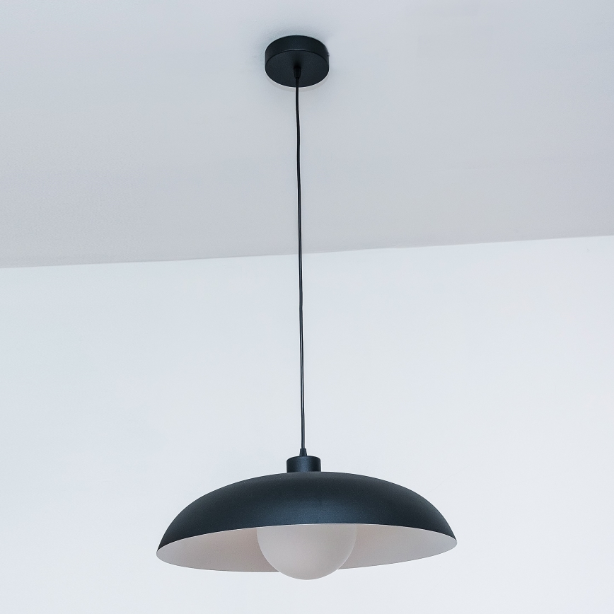 Pakaramā lampa uz vada ECLIPSE 1xE27/15W/230V, melna/balta