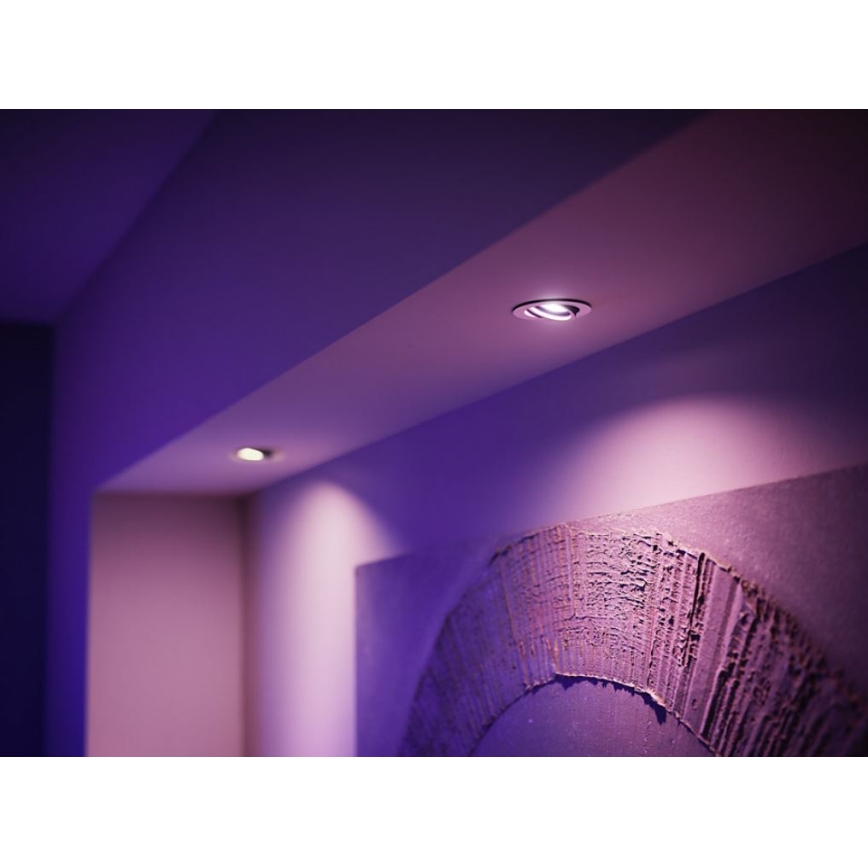 Pamata komplekts Philips Hue WHITE AND COLOR AMBIANCE 3xGU10/5,7W/230V 2000-6500K + ierīce savienojumam