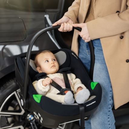 PETITE&MARS - Autokrēsliņš CORE PRO i-Izmērs 40-87 cm (0-13 kg)