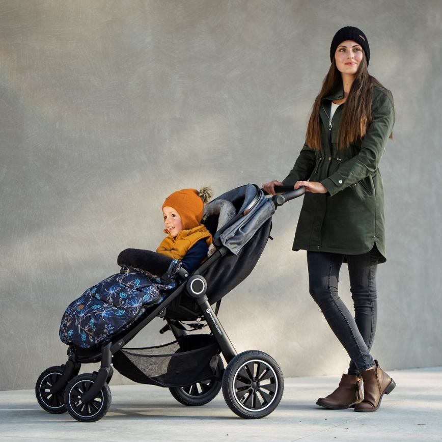 PETITE&MARS - KOMPLEKTS Bērnu ratu maiss 4in1 COMFY Stylish Beauty + stroller roka muffs FURRY Forever Black