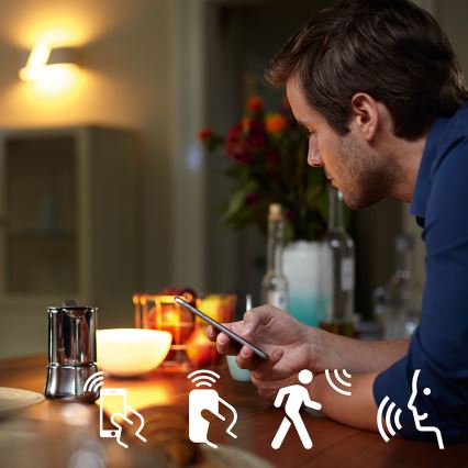 Philips Hue STARTER KIT WHITE — pamata komplekts ar 3 E27 spuldzēm (9W, 2700K) + Hue Bridge un dimmer slēdzis