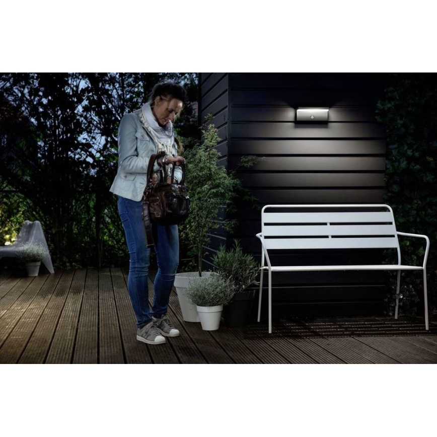 Philips - LED Āra sienas lampa ar sensoru BUSTAN LED/3,8W/230V 2700K IP44