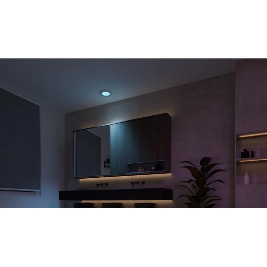 Philips - LED RGBW Aptumšojama vannas istabas piekaramo griestu lampa Hue SLIM LED/8,3W/230V 2000-6500K IP44 balta