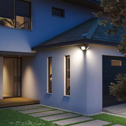 Philips - Solārā LED sienas lampa ar sensoru ZYREN LED/24,5W/3,7V 2600 mAh 5000K IP65 melna