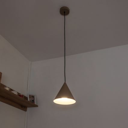 Piekaramā lampa ETNA II uz kabeļa, 1xE27/15W/230V, Ø 18,5 cm, bēša
