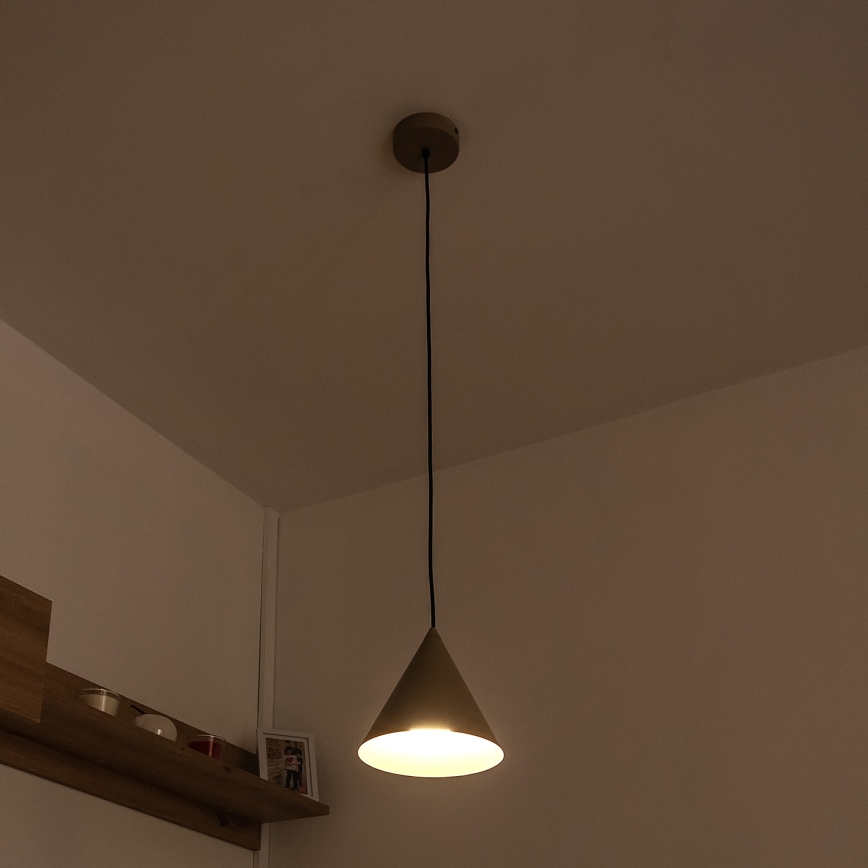 Piekaramā lampa ETNA II uz kabeļa, 1xE27/15W/230V, Ø 18,5 cm, bēša