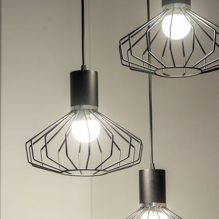 Piekaramā lustra SOLANO uz kabeļa 3x E27/15W/230V melna/spīdīgs hroms