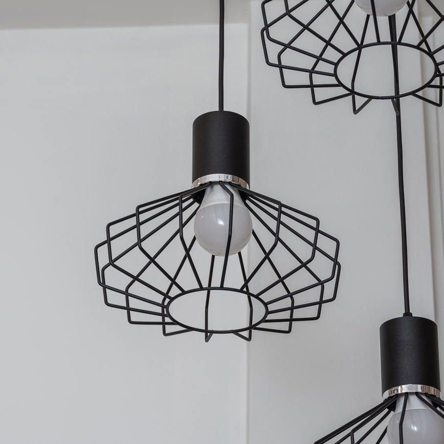 Piekaramā lustra SOLANO uz kabeļa 3x E27/15W/230V melna/spīdīgs hroms