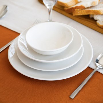 Porcelāna servīze, 24 daļas, balta