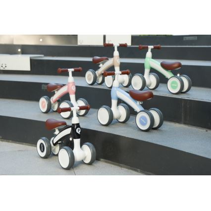 QPlay - Skrejritenis CUTEY-5 melna