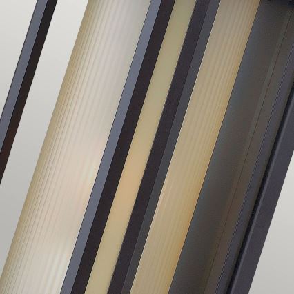 Quintiesse - Āra sienas gaismeklis CASTELLE M 1xE27/60W/230V IP44 melna