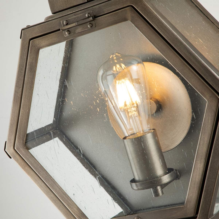 Quintiesse - Āra sienas gaismeklis HEATH M 1xE27/60W/230V IP44 bronzas krāsā