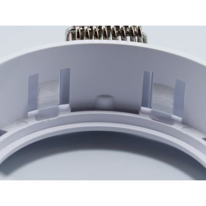 Rāmis iebūvējamam GU10 gaismeklim, diametrs 9 cm, balts