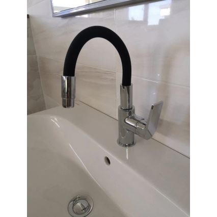 RAV Slezák CO119.0/15 - Izlietnes jaucējkrāns ar elastīgu iztecētāju COLORADO 25 cm melns/spīdīgs hroms