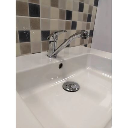 RAV Slezák SA015.0 - Izlietnes jaucējkrāns SAZAVA 15 cm spīdīgs hroms