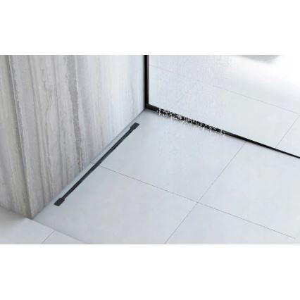 REA-K3218 - Slīpuma līste 140 cm melna