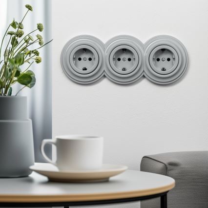 Reblig - Trīskārša retro mājas kontaktligzda ar SCHUKO rāmi 230V pelēka