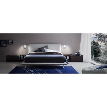 Redo 01-1499 - LED Sienas starmetis AGOS LED/6W/230V + LED/3,2W USB balta