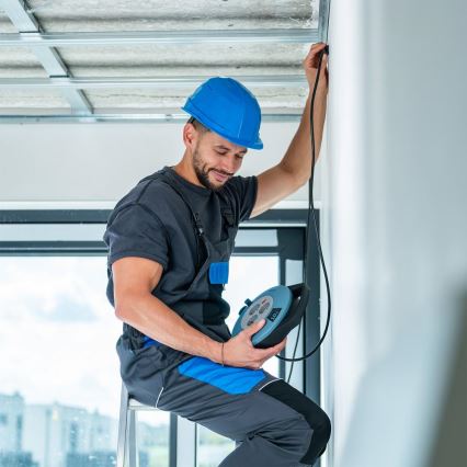 Retlux - 10 m spoles pagarinātājs ar 3 kontaktligzdām, E tips, zils/melns