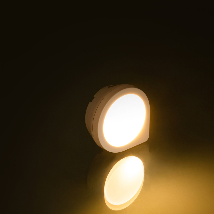 LED Kontaktligzdas orientācijas lampa ar sensoru LED/0,4W/230V 3000K balta