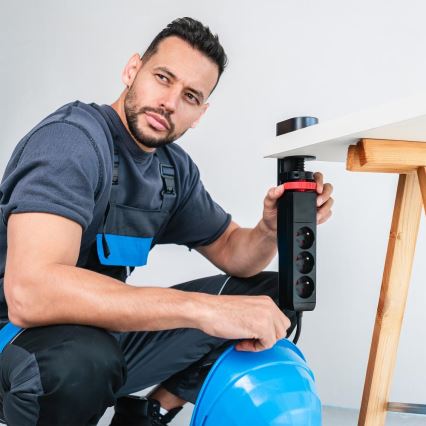 Pagarināmais kabelis ar galda stiprinājumu, 3 ligzdas E tipa + 2x USB-A + 1x USB-C, 1,5 m, melns