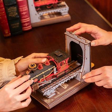 RoboTime - 3D puzzle Grāmatu statīvs Historic steam vilciens