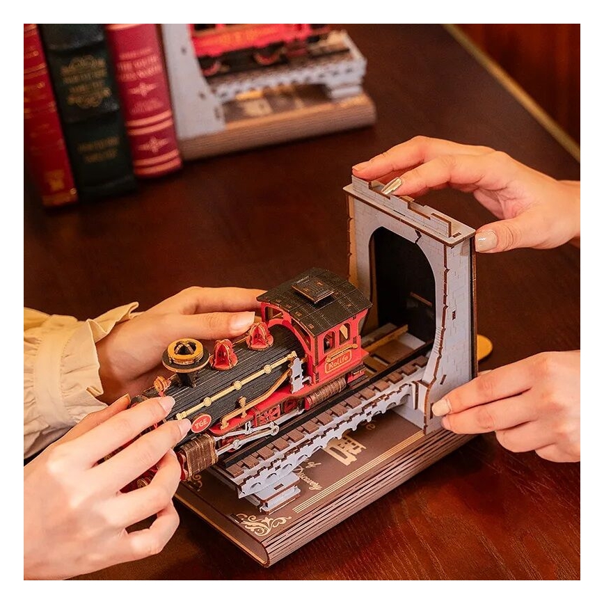 RoboTime - 3D puzzle Grāmatu statīvs Historic steam vilciens