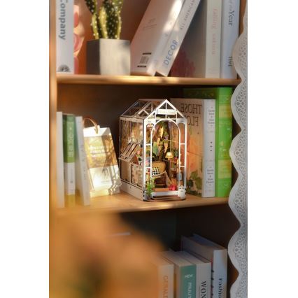 RoboTime - LED Grāmatu statīvs Dārza māja 3D puzzle 2xAAA