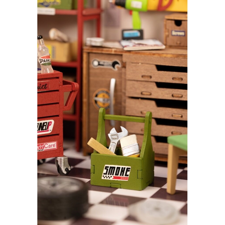 RoboTime - Miniatūras māja Garāža 2xAAA