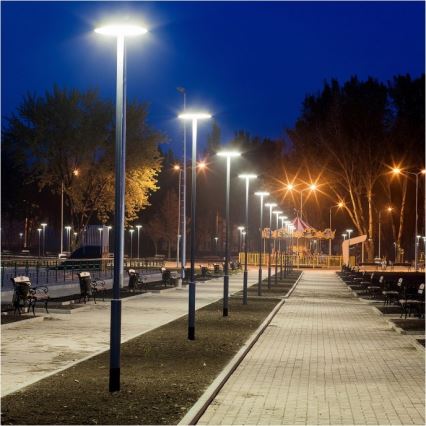 Saules ielu lampa ar LED un sensoru SOLSUMI LED/25W/3,2V IP54 25000 mAh + tālvadības pults