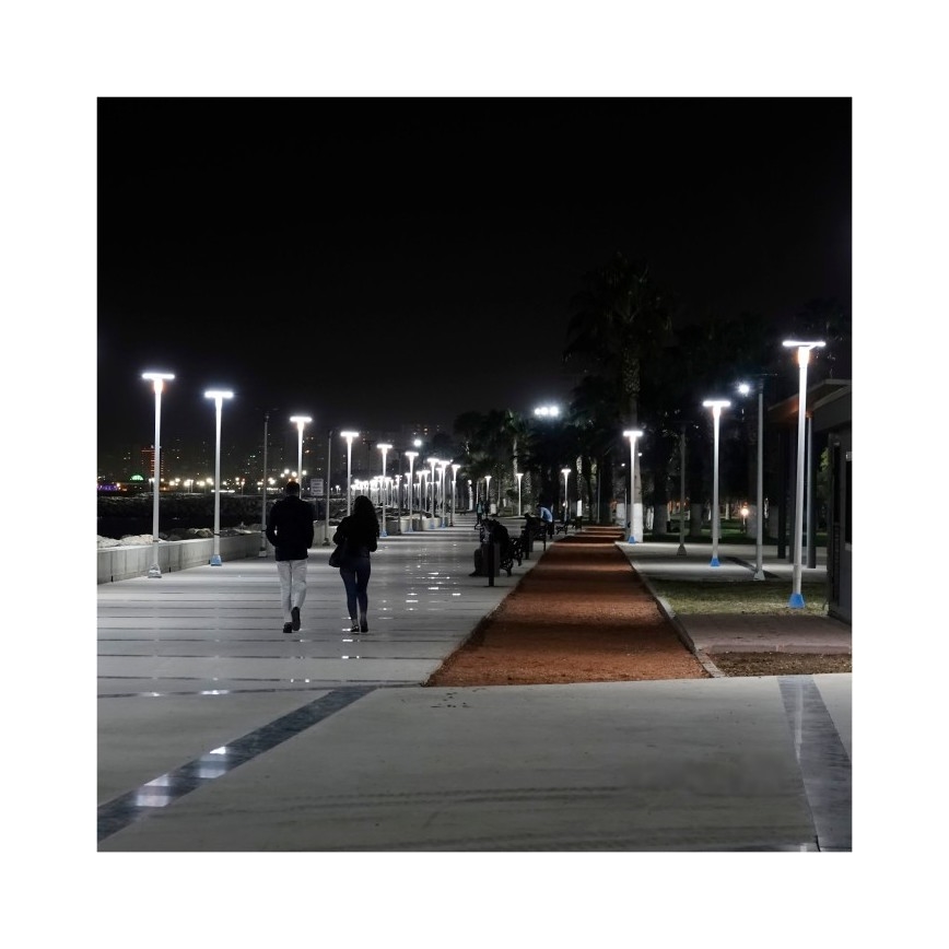 Saules ielu lampa ar sensoru LUVIA LED/15W/3,2V 6500K IP54 5400 mAh + tālvadības pults