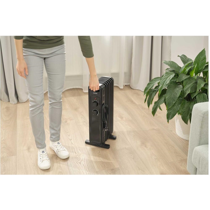 Sencor - eļļas sildītājs ar 7 sekcijām 600/900/1500W/230V melns