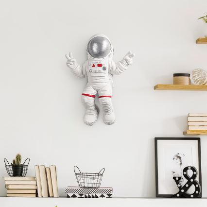 Sienas dekorācija 47x35 cm astronauts sudraba