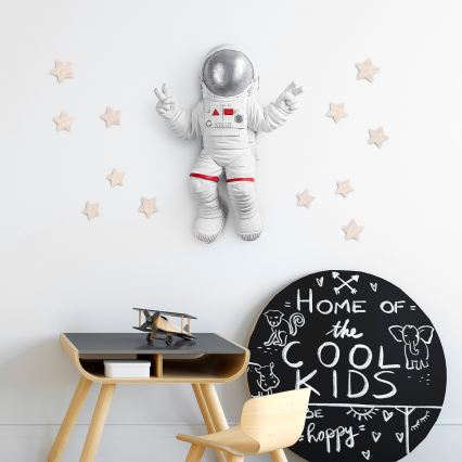 Sienas dekorācija 47x35 cm astronauts sudraba