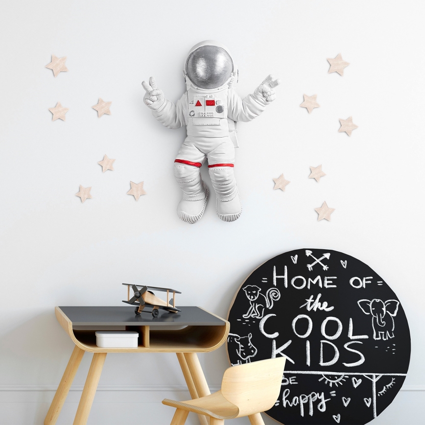 Sienas dekorācija 47x35 cm astronauts sudraba