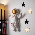 Sienas dekorācija 47x35 cm astronauts zelta