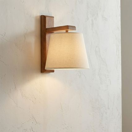 Sienas gaismeklis AIDA 1xE27/15W/230V ozols/krēmkrāsa