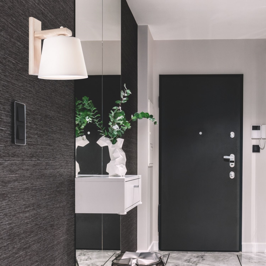 Sienas gaismeklis AIDA 1xE27/60W/230V ozols